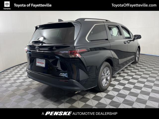 used 2023 Toyota Sienna car, priced at $40,752