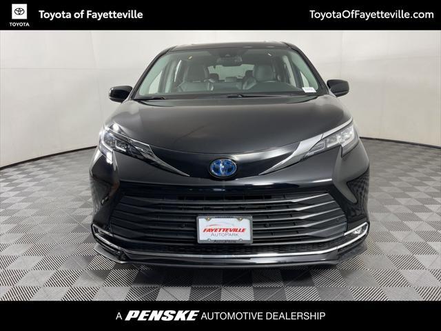 used 2023 Toyota Sienna car, priced at $40,752
