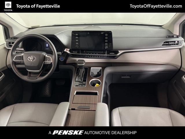 used 2023 Toyota Sienna car, priced at $40,752