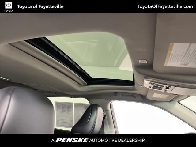 used 2024 Toyota Highlander car, priced at $44,990
