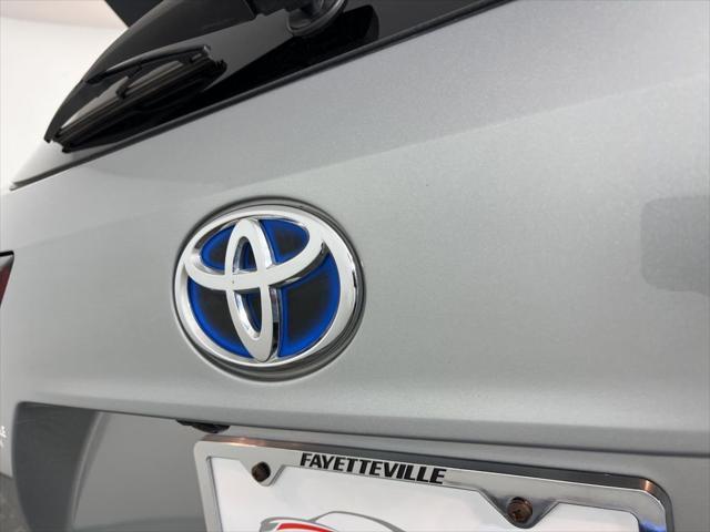 used 2022 Toyota Highlander Hybrid car, priced at $38,950