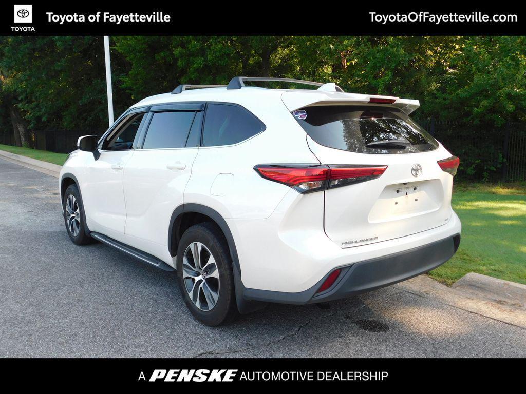 used 2021 Toyota Highlander car, priced at $28,994