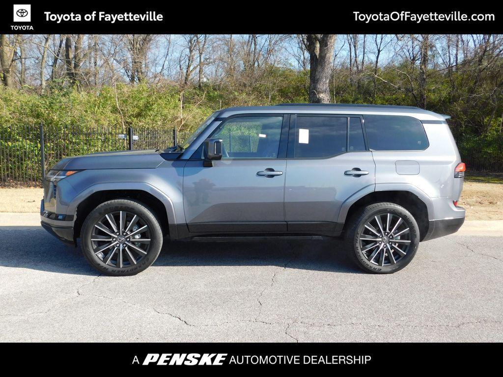 used 2025 Lexus GX 550 car, priced at $95,999