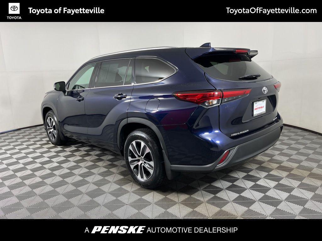 used 2021 Toyota Highlander car, priced at $28,762