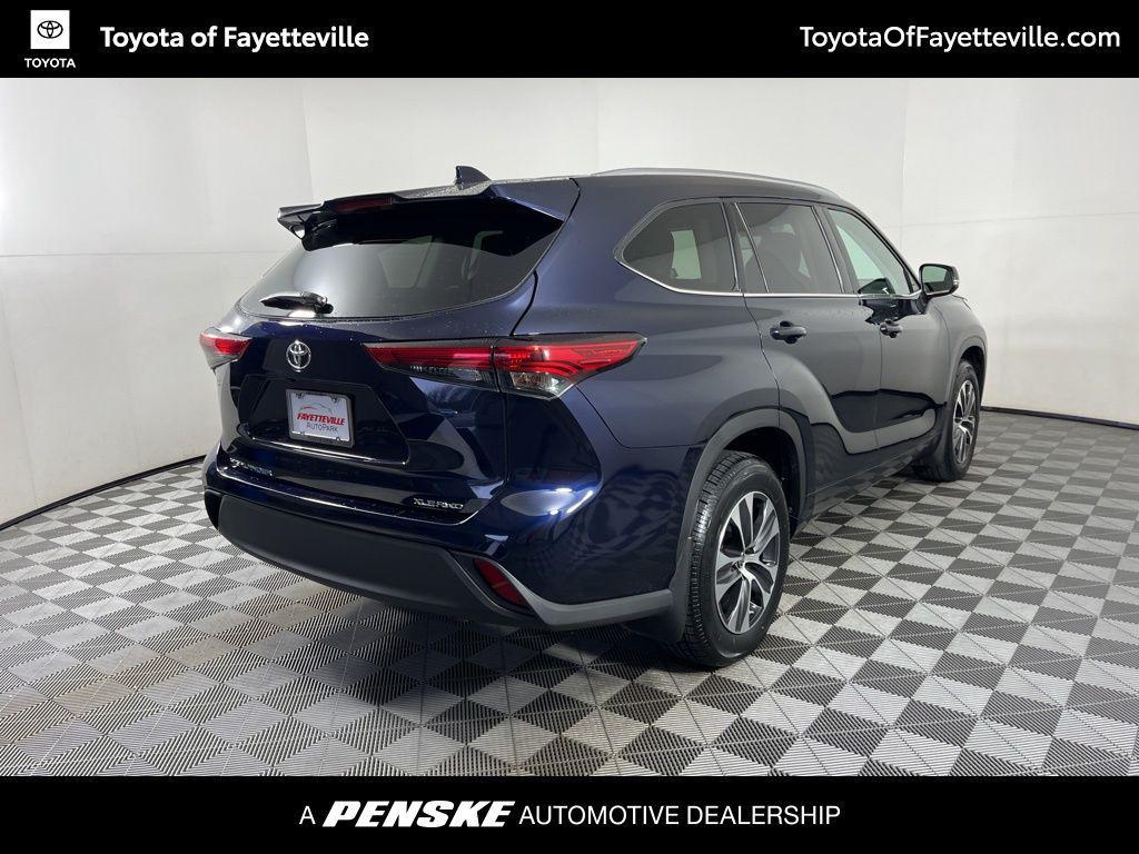 used 2021 Toyota Highlander car, priced at $28,762
