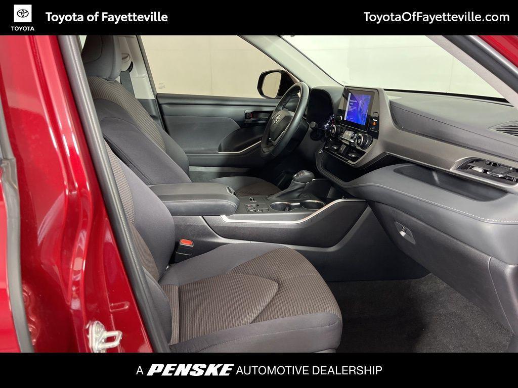 used 2023 Toyota Highlander car, priced at $33,848