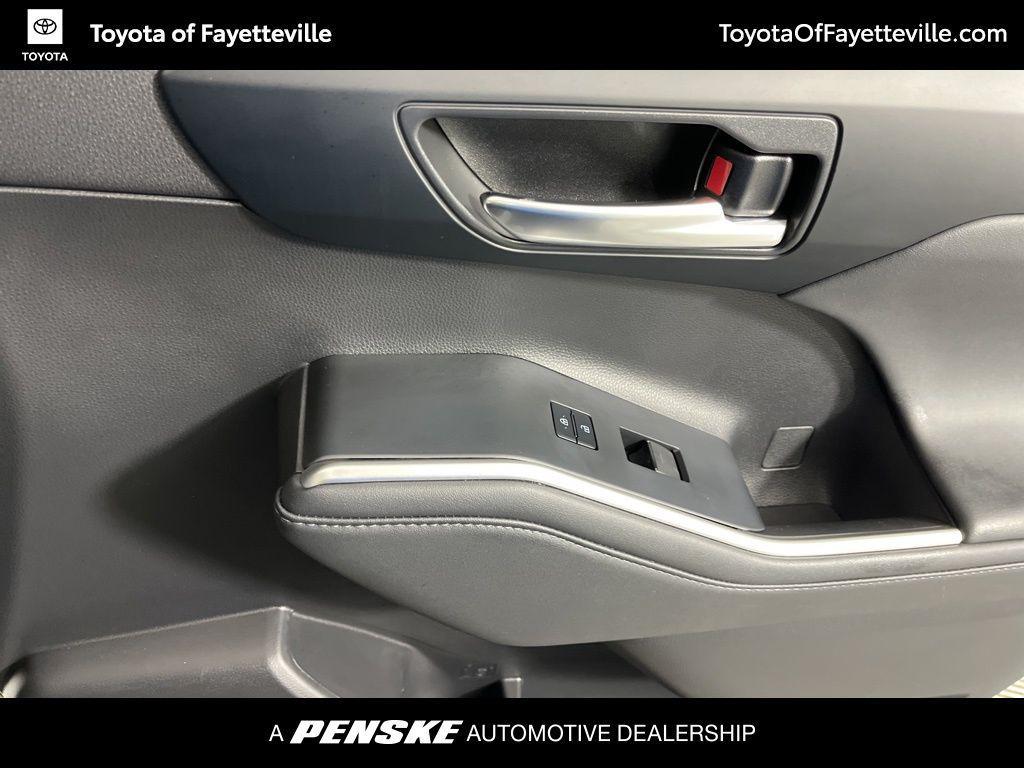 used 2022 Toyota Highlander car, priced at $39,595