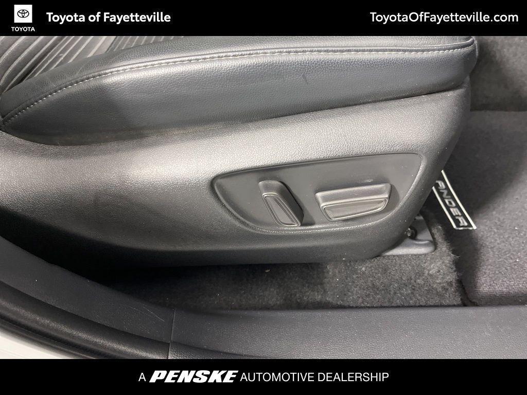 used 2022 Toyota Highlander car, priced at $39,595