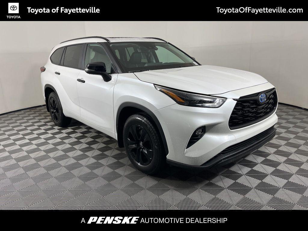 used 2024 Toyota Highlander Hybrid car, priced at $44,754