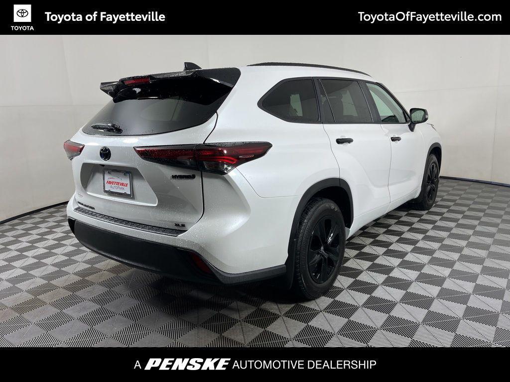 used 2024 Toyota Highlander Hybrid car, priced at $44,754