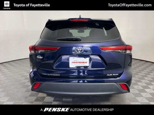 used 2022 Toyota Highlander car, priced at $33,995