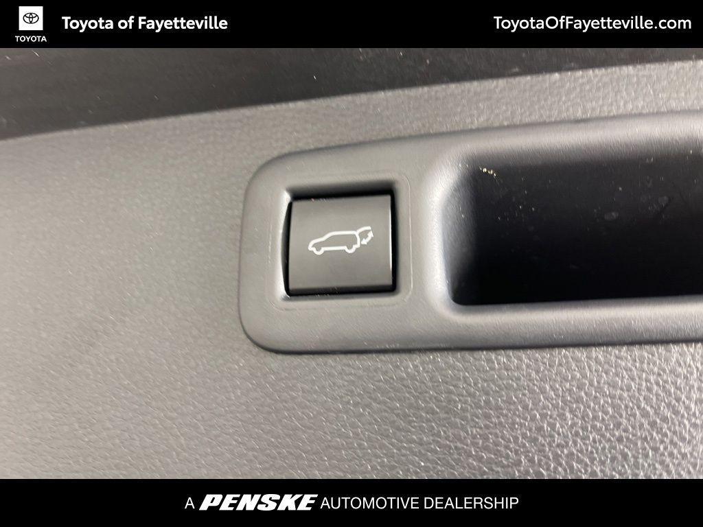 used 2024 Toyota Highlander car, priced at $36,687
