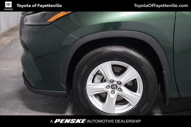 used 2024 Toyota Highlander car, priced at $40,999