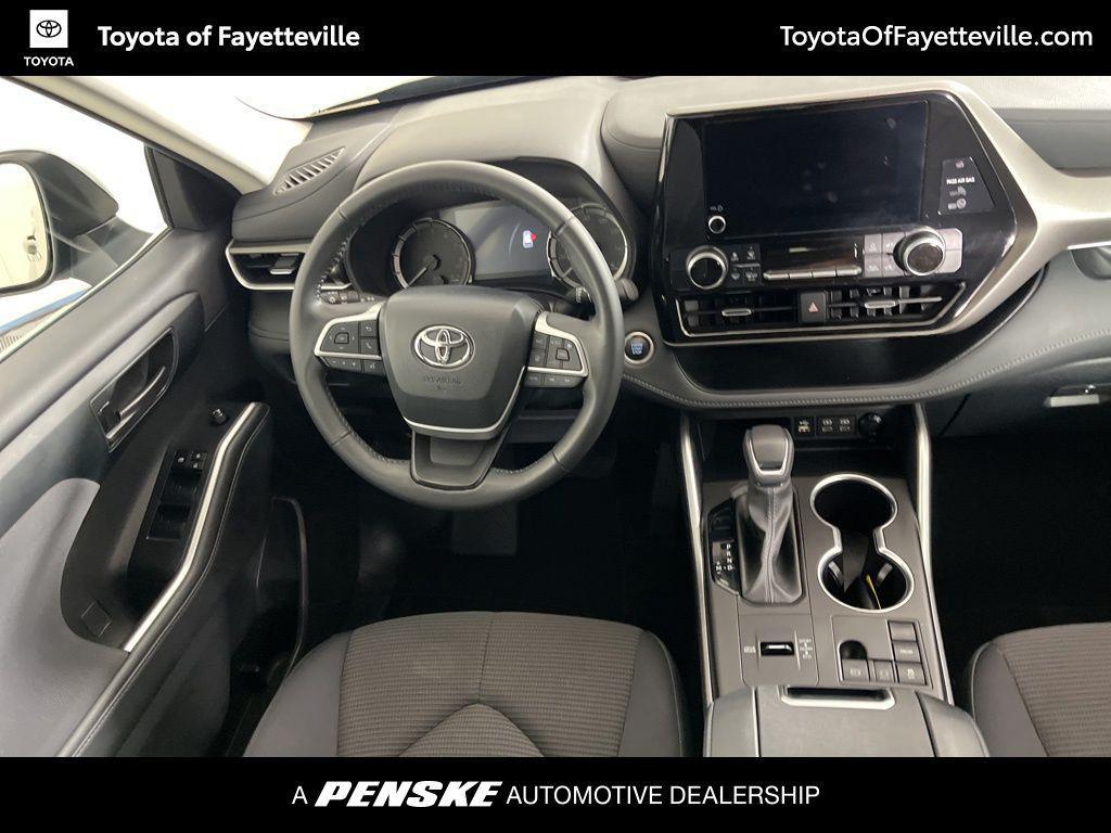 used 2024 Toyota Highlander car, priced at $36,687