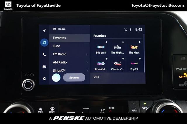 used 2024 Toyota Highlander car, priced at $40,999
