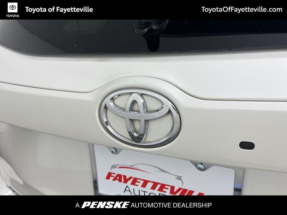 used 2017 Toyota Highlander car, priced at $21,967