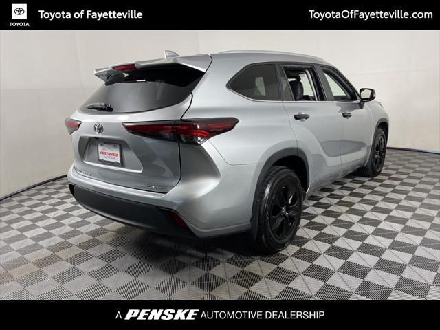 used 2024 Toyota Highlander car, priced at $44,990