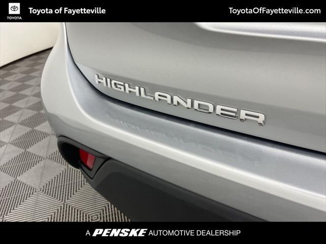 used 2024 Toyota Highlander car, priced at $44,990