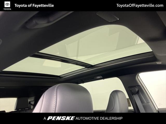new 2025 Toyota Grand Highlander Hybrid car, priced at $64,179