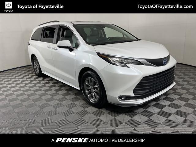 used 2023 Toyota Sienna car, priced at $39,900