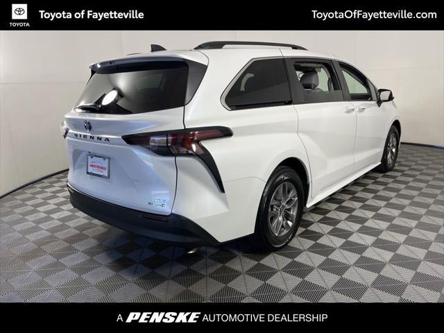 used 2023 Toyota Sienna car, priced at $39,900