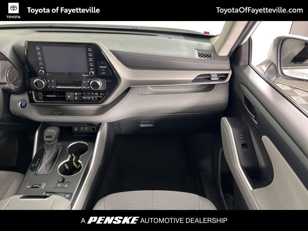 used 2022 Toyota Highlander car, priced at $26,992