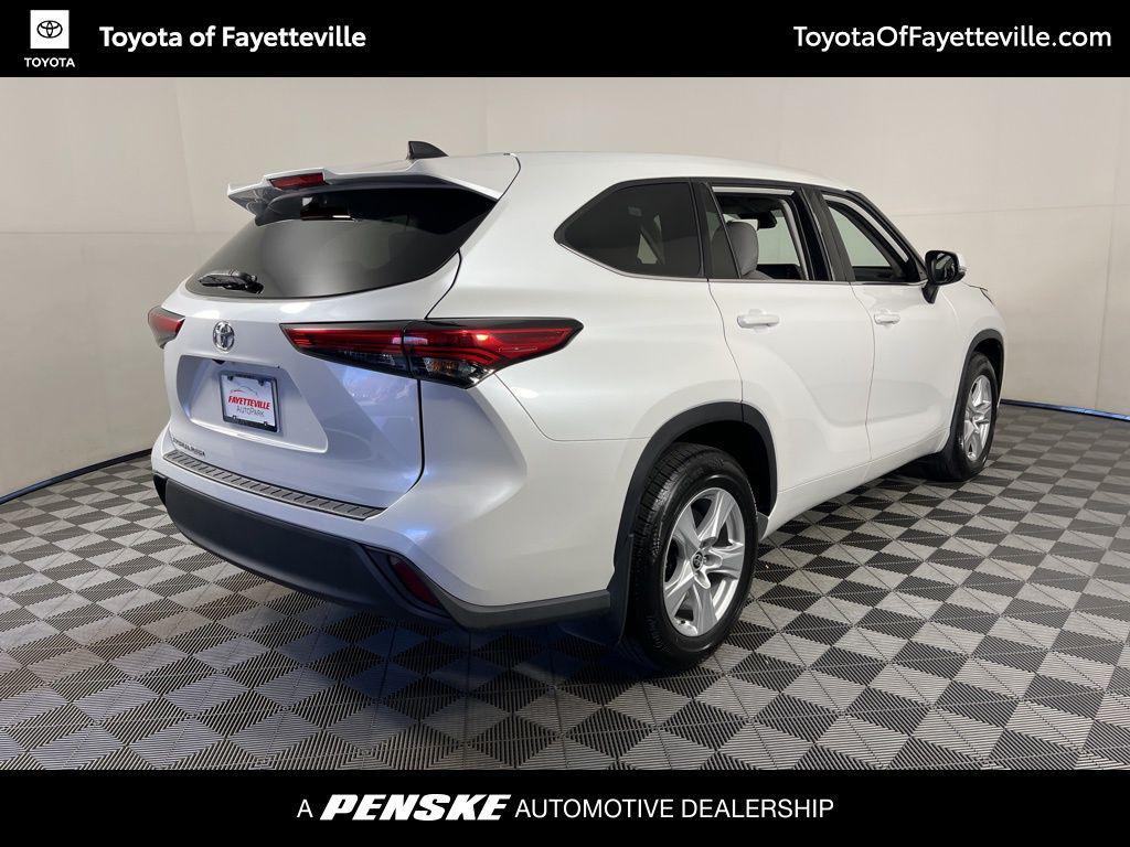 used 2022 Toyota Highlander car, priced at $26,992