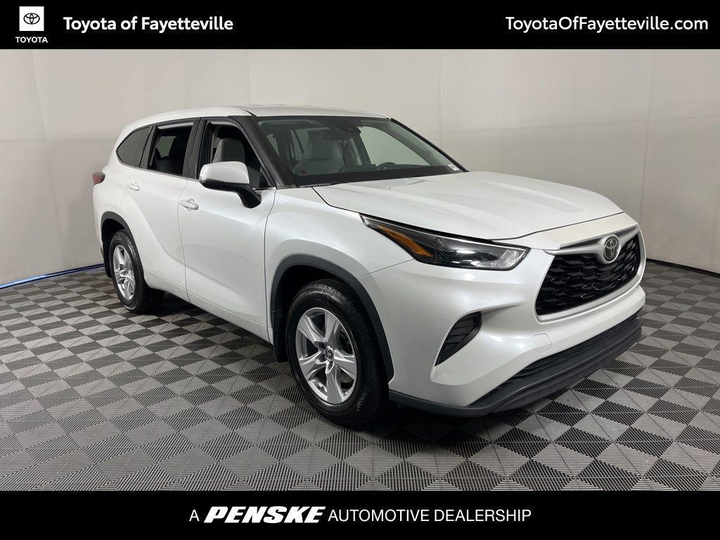 used 2022 Toyota Highlander car, priced at $26,992