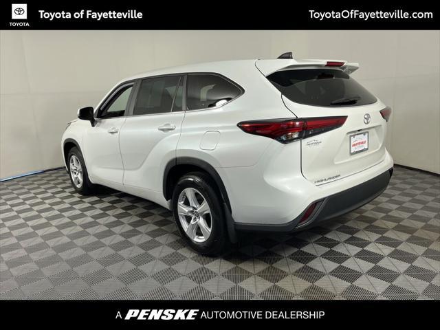 used 2023 Toyota Highlander car, priced at $32,980