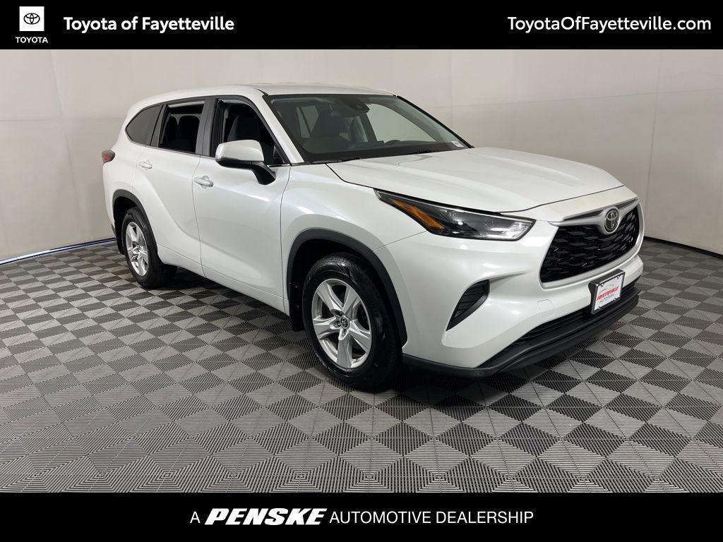 used 2023 Toyota Highlander car, priced at $31,500