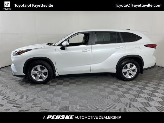 used 2023 Toyota Highlander car, priced at $32,980