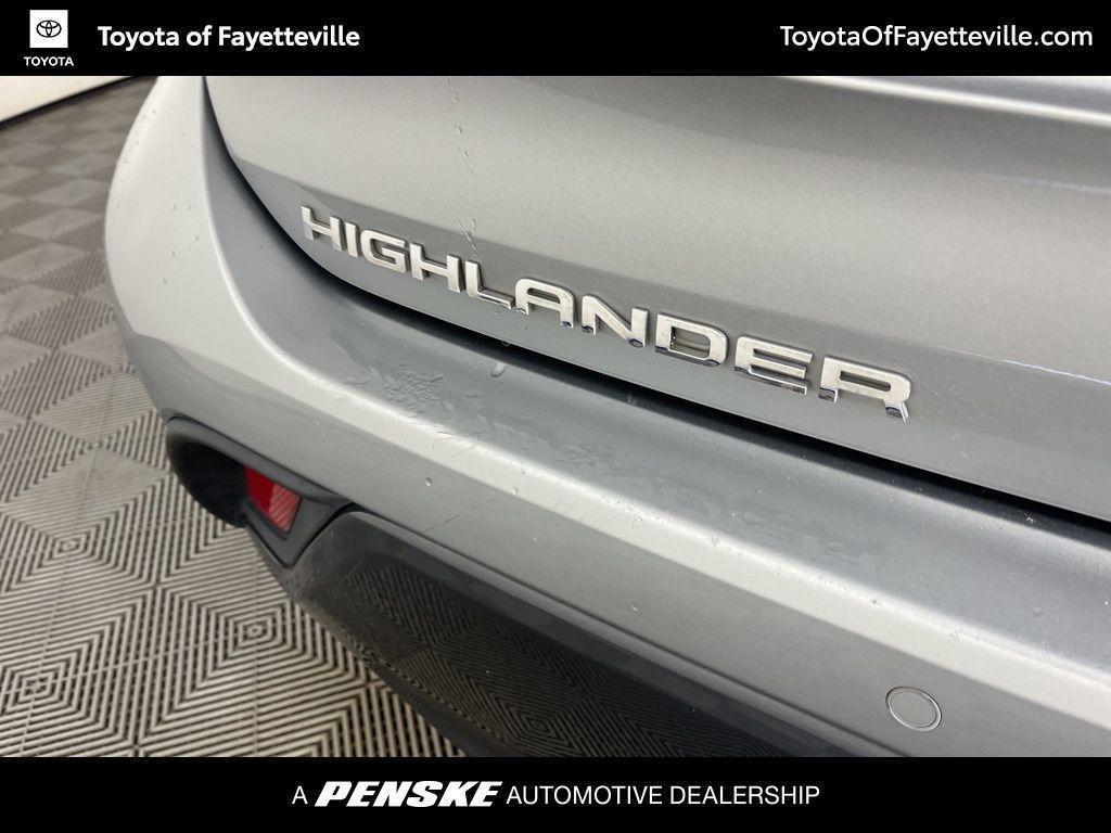 used 2021 Toyota Highlander Hybrid car, priced at $32,356