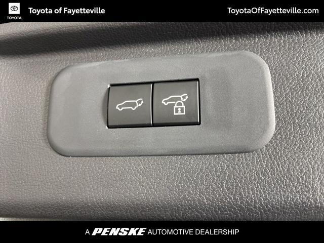 used 2025 Toyota Grand Highlander car, priced at $59,997