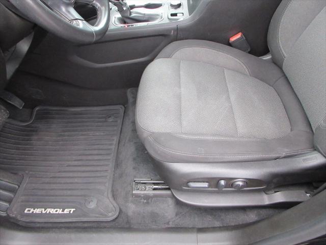 used 2022 Chevrolet Traverse car, priced at $29,700
