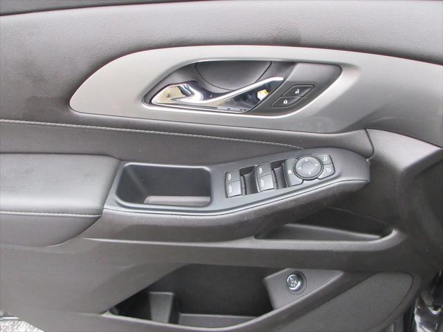 used 2022 Chevrolet Traverse car, priced at $31,950
