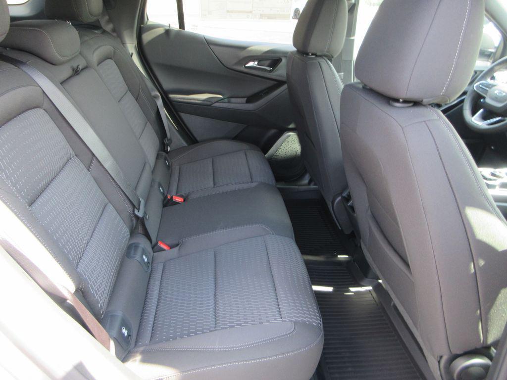 new 2026 Chevrolet Equinox car, priced at $30,963