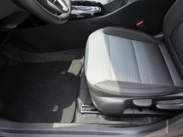 new 2025 Chevrolet Trax car, priced at $24,591