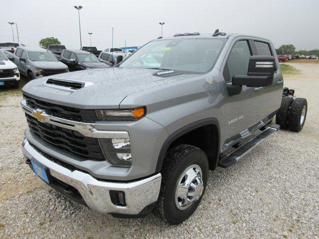 new 2025 Chevrolet Silverado 3500 car, priced at $69,999