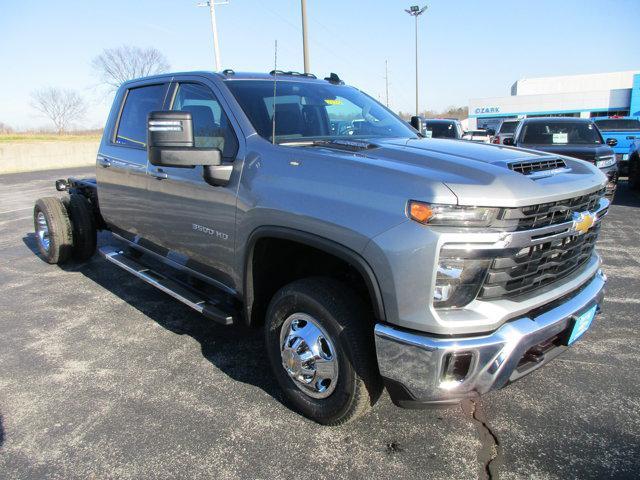 new 2025 Chevrolet Silverado 3500 car, priced at $65,999