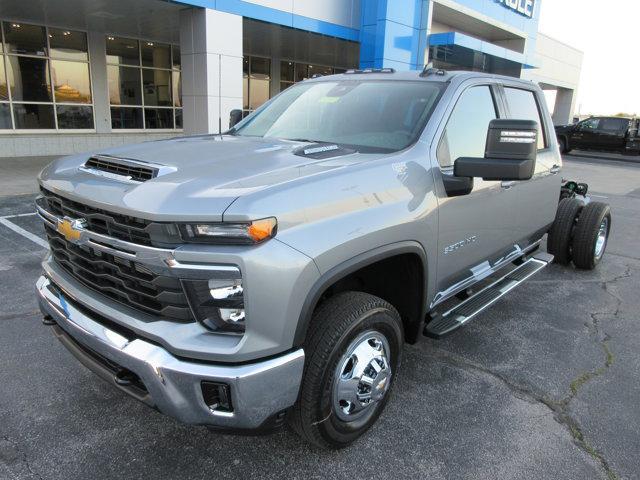 new 2025 Chevrolet Silverado 3500 car, priced at $65,999