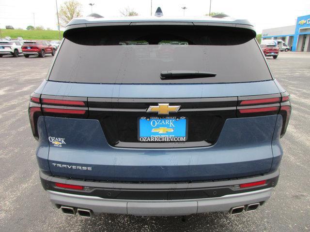 new 2025 Chevrolet Traverse car, priced at $42,452
