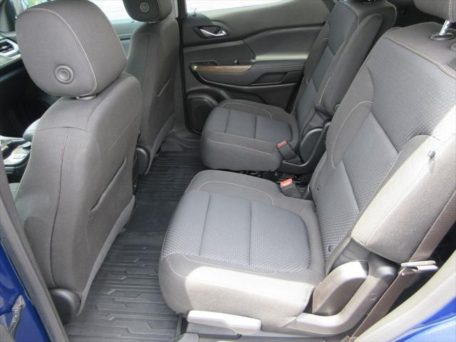 used 2023 GMC Acadia car, priced at $29,950