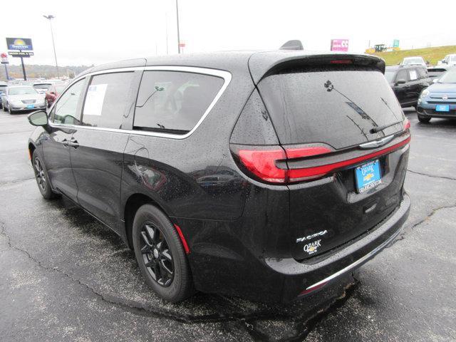 used 2023 Chrysler Pacifica car, priced at $25,600