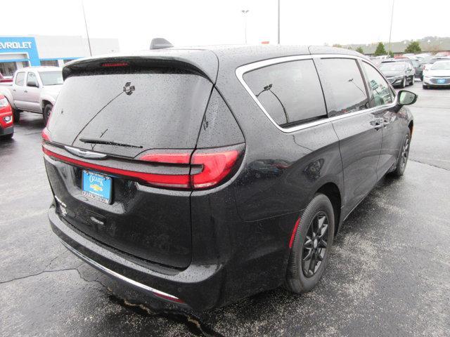 used 2023 Chrysler Pacifica car, priced at $25,600