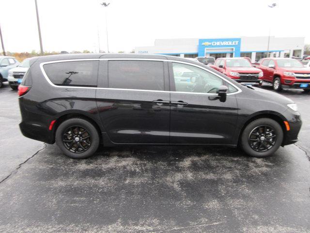 used 2023 Chrysler Pacifica car, priced at $25,600