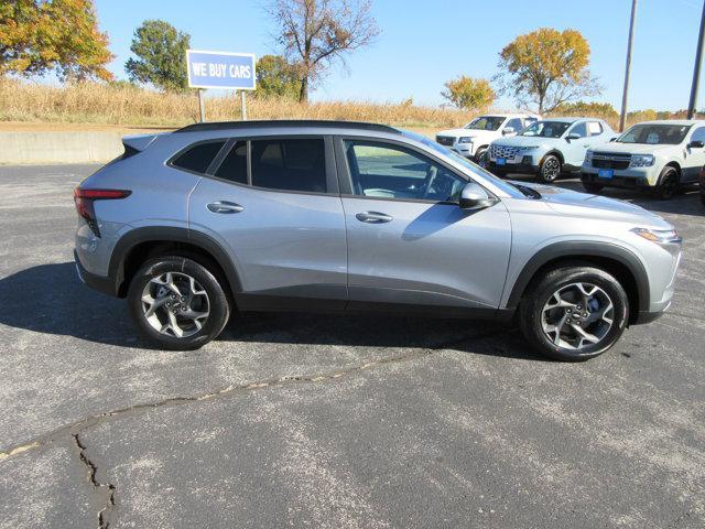 new 2025 Chevrolet Trax car, priced at $25,193