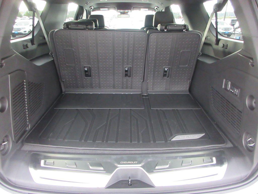 new 2026 Chevrolet Suburban car, priced at $76,894