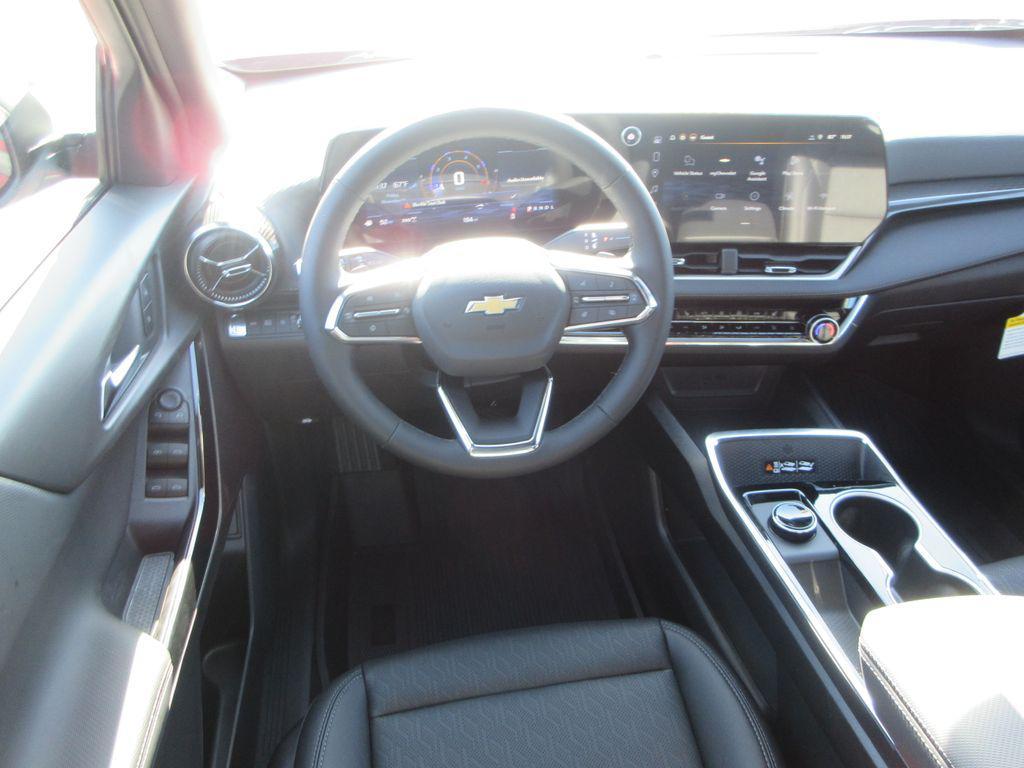 new 2026 Chevrolet Equinox car, priced at $32,222