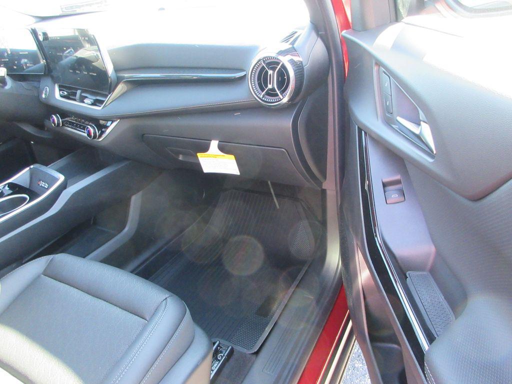 new 2026 Chevrolet Equinox car, priced at $32,222