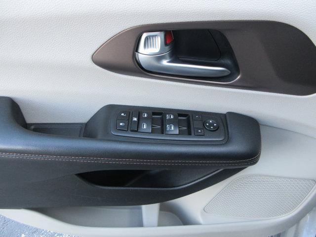 used 2018 Chrysler Pacifica car, priced at $10,950